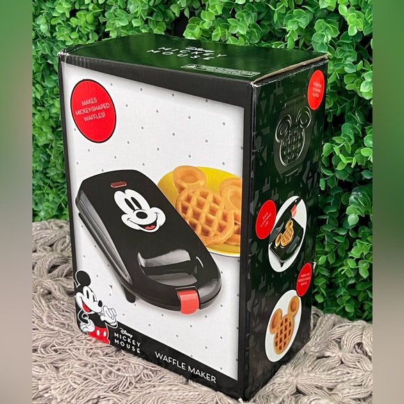 Disney Kitchen Nib Disney Mickey Mouse Waffle Maker Poshmark